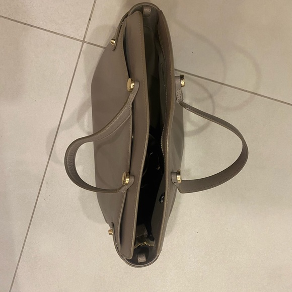 Beige Furla Women Tote Bag, genuine leather - Picture 2 of 7